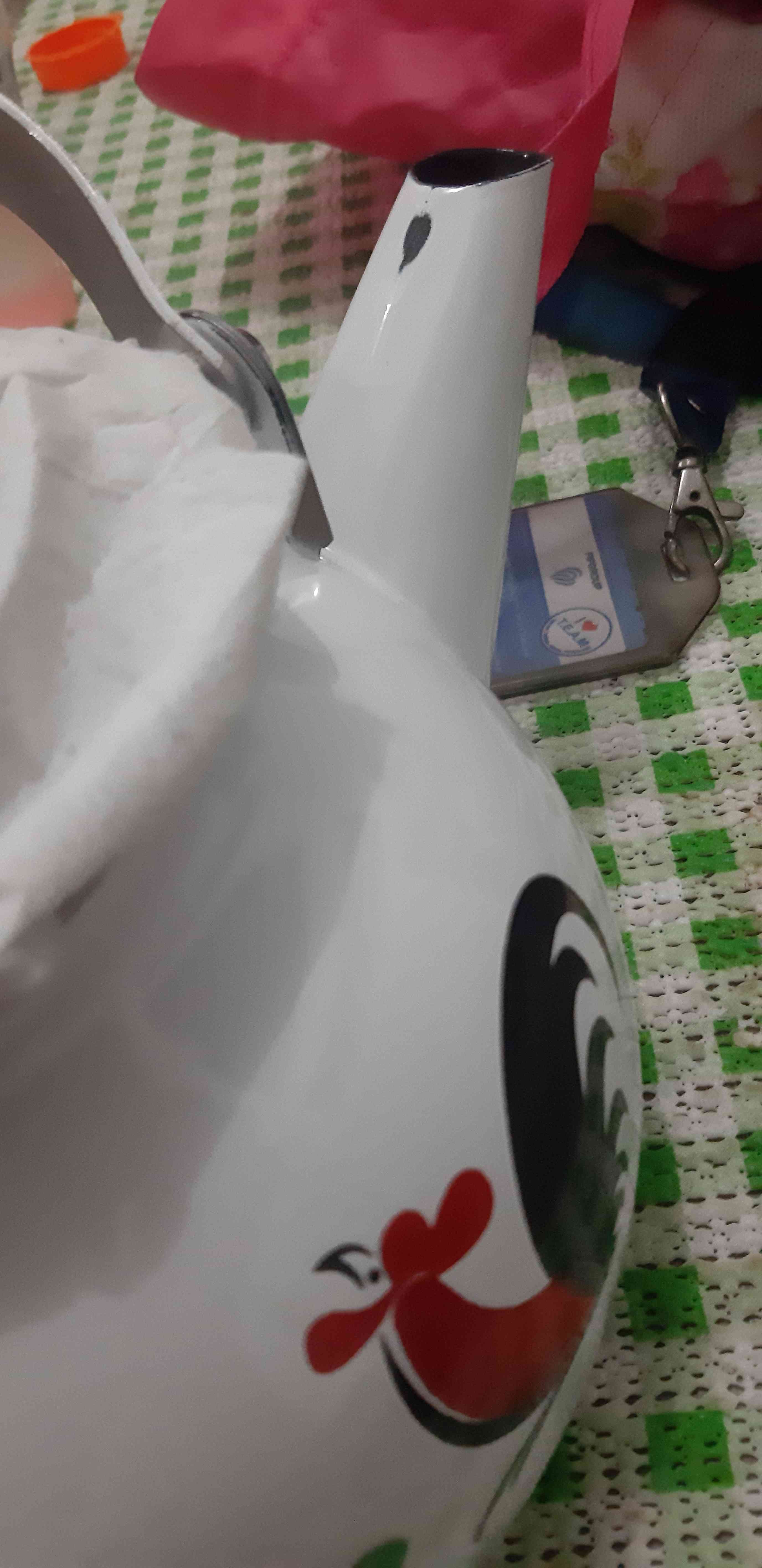 Teko Enamel 2.5e +  Mug Ayam (tutup /tdk Ada Tutup)