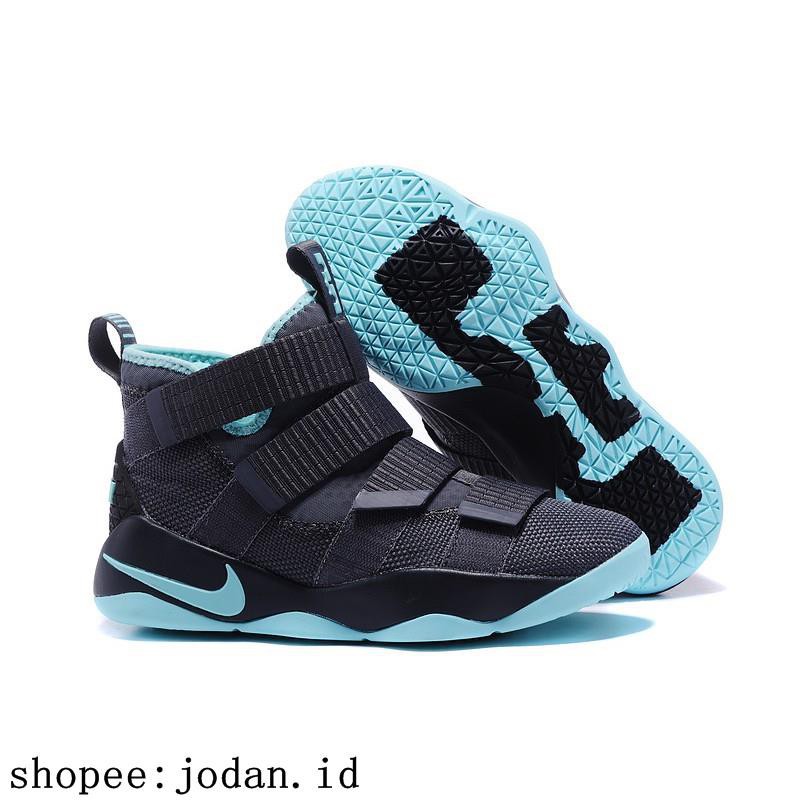 nike zoom lebron soldier 11