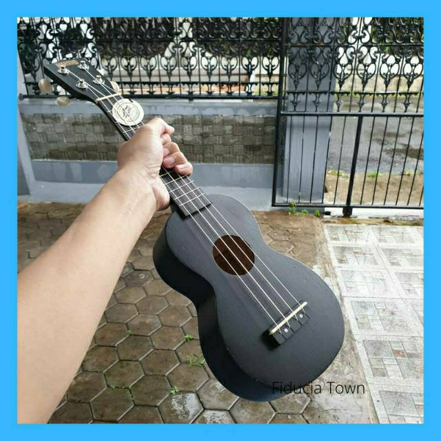 BEST SELLER Ukulele Mahalo Mk1 Kahiko Series Soprano Ukelele Sopran Butterscotch Brown Black Blue