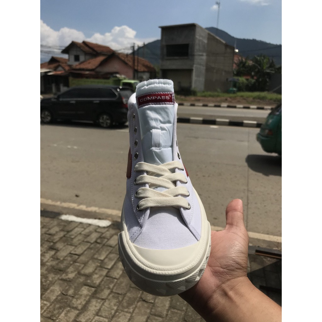 Compass Retrograde Hi White Original