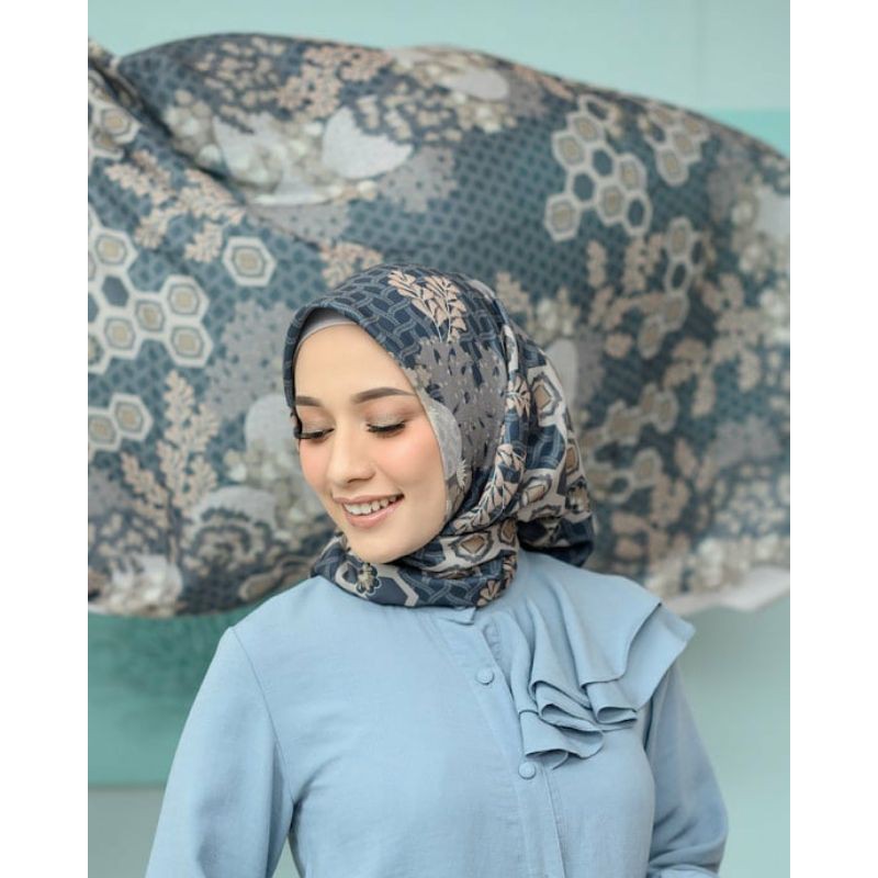 Marina Scarf by Wearing Klamby - Dark Shell