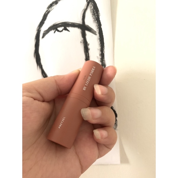 BLP Lip bullet pretzel preloved