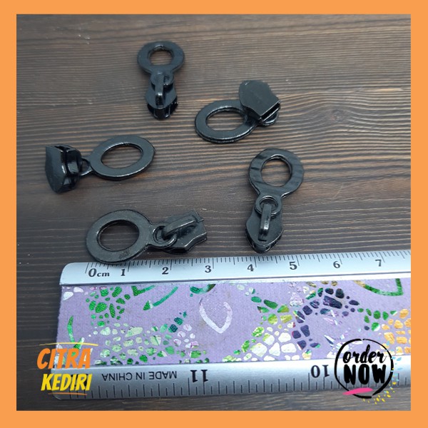 Kepala Resleting Donat Black Nikel No 5 gigi plastik