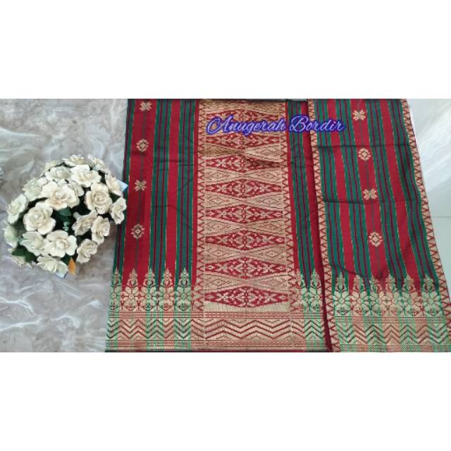 Songket silungkang tenun handmade
