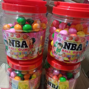 

permen karet Warna-Warni NBA Ball Gum rasa tutty fruity Permen Jadul si 125 pcs