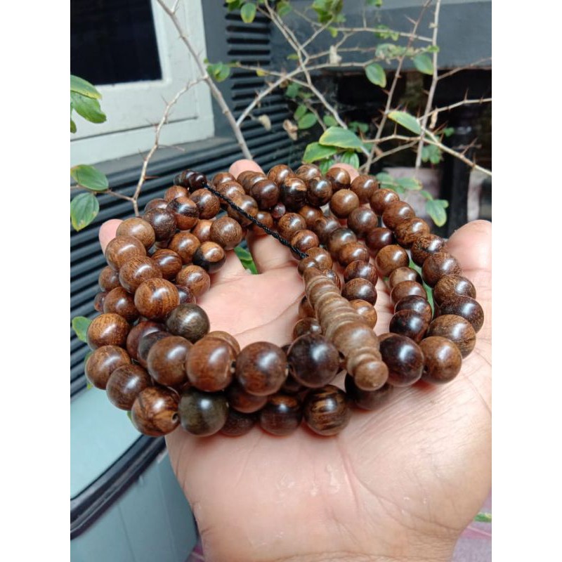 tasbih gaharu super 12mm tasbih gaharu asli tasbih gaharu wangi tasbih gaharu kalimantan