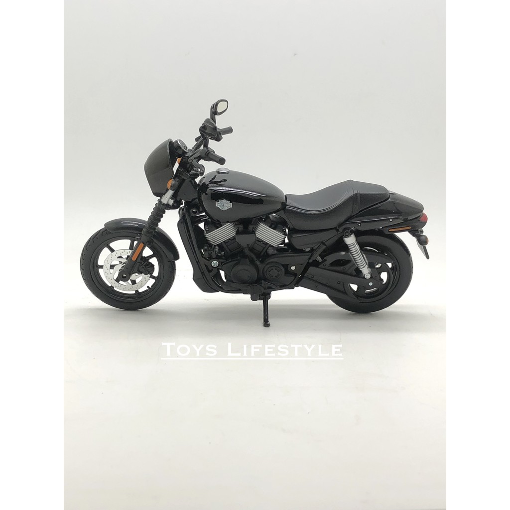 Maisto Harley Davidson - 2015 Harley Davidson Street 750 Skala 1:12