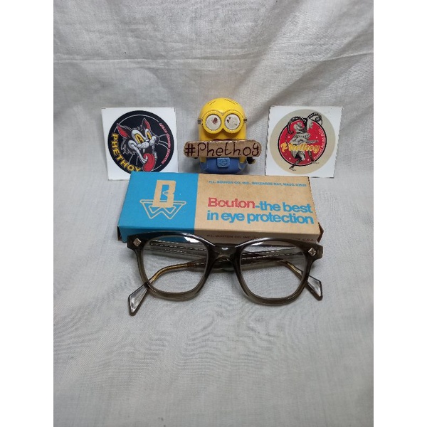 frame kacamata lawas bouton eye protector sayap ao american optical retro glendale usa vintage