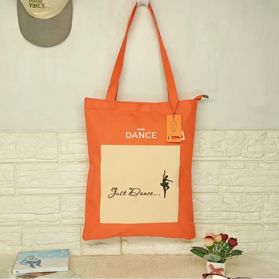 TOTEBAG WANITA TOTE BAG RESLETING KANVAS BISA CUSTOM POLOS dan SABLON SEMINAR ULANG TAHUN DLL TT 009