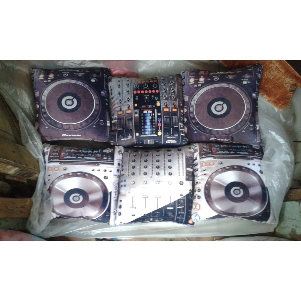 bantal dj