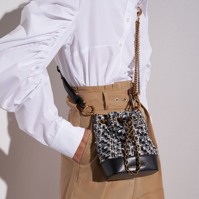 12.12 SALE | CK Dancer Chunky Chain Bucket Bag