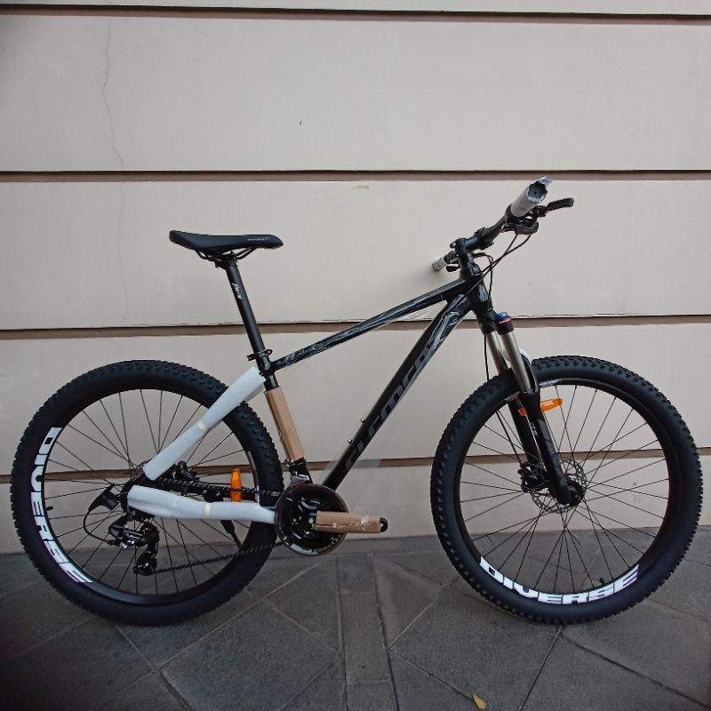 sepeda MTB sepeda gunung element cyber y8 27.5