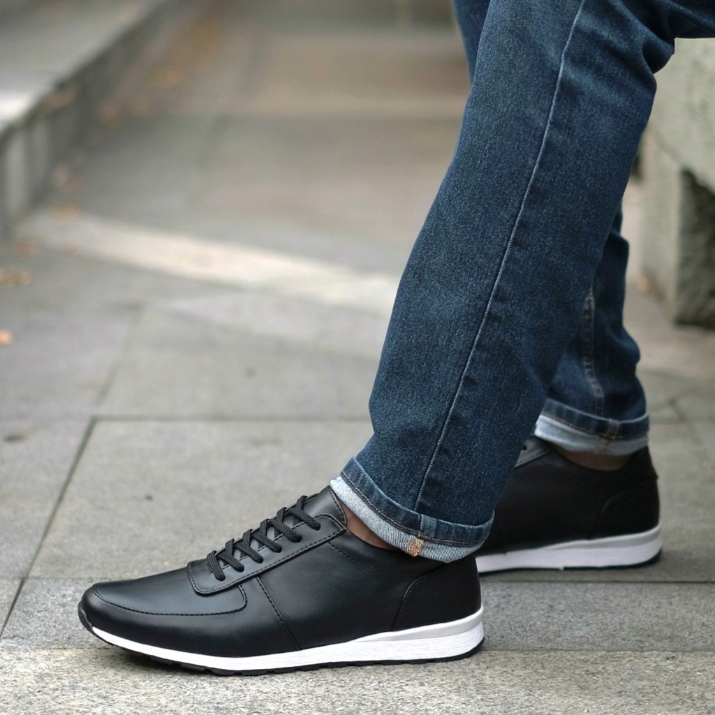 ALLEGRO SERIES ORIGINAL x REYL MAN Sepatu Sneakers Pria Kets Tali Formal Casual Jalan Santai Hangout Main Kondangan Sekolah Kuliah Kerja Kantor Distro Fashion Simple Sport Shoes Semi Kulit Premium Skate Footwear Full Black White Light Brown Keren Terbaru