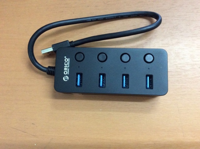 Orico Usb 3.0 high speed 4 port with on/off switch - W9PH4