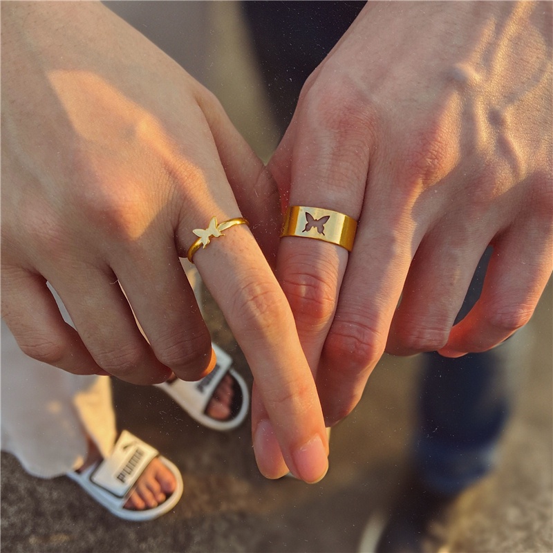 AY(CN) Ifyou Set Cincin Pasangan Desain Kupu-Kupu, Hati, Bintang Warna Emas / Silver Untuk Pria / Wanita