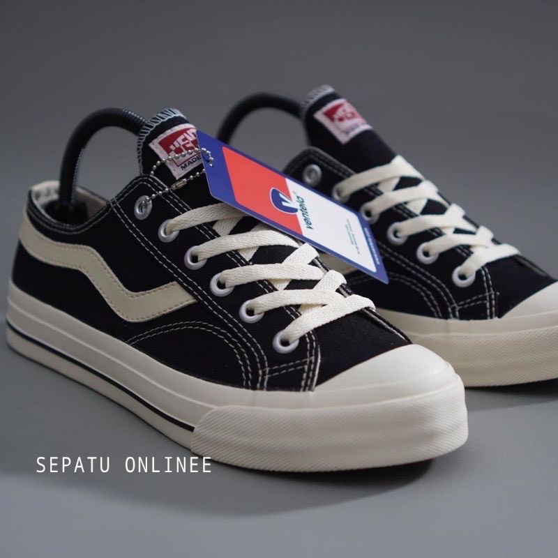 Sepatu Ventela Public Low Black Natural