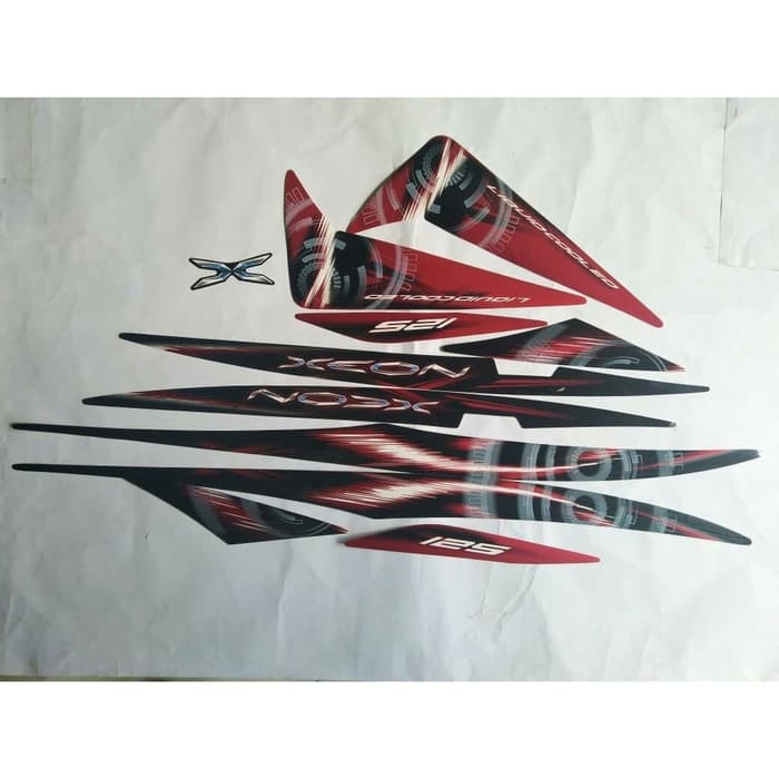 Striping stiker striping yamaha xeon 125 2012 merah