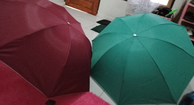 Payung Lipat 3 Polos Warna Warni