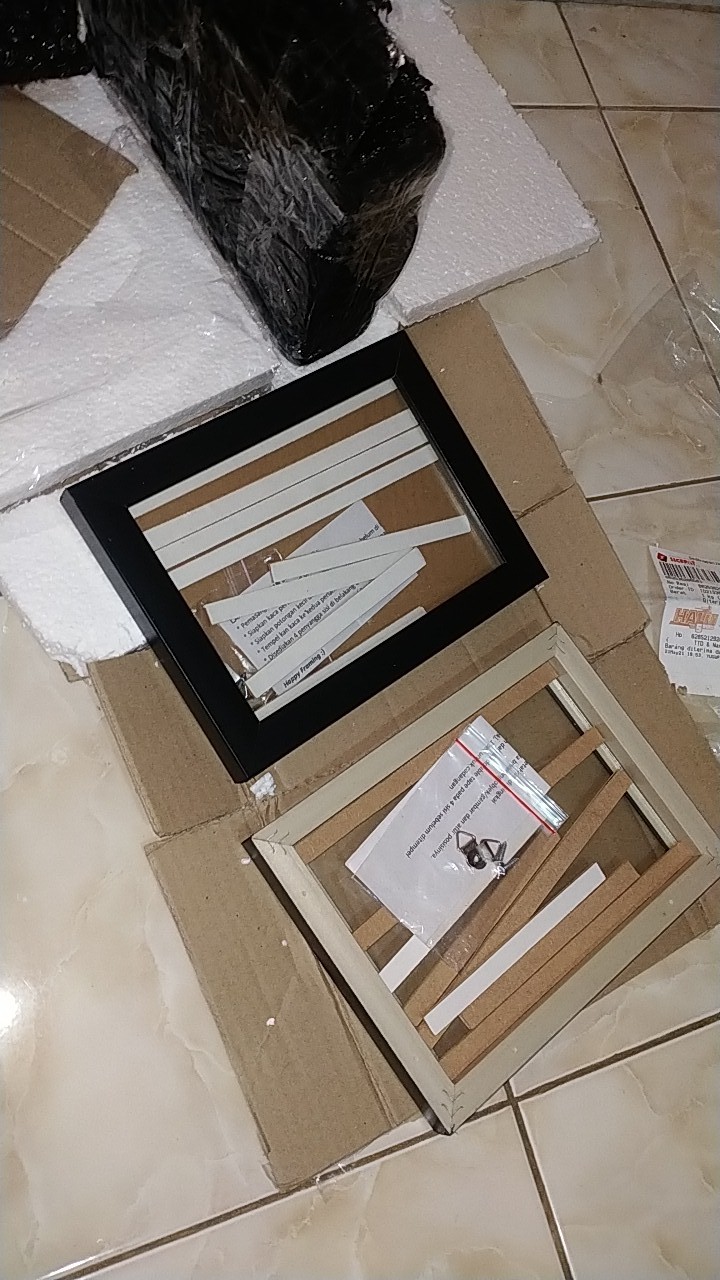 Neoframe - Bingkai Foto / Floating Frame Double Glass 5r Dan 6r