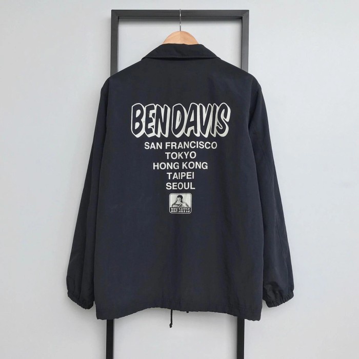 BEN DAVIS Original World Tour Coach Jacket Hitam