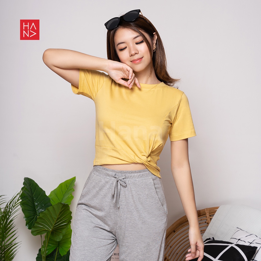 Hana Fashion - Daphne Twisty T-Shirt - Kaos Polos Wanita Korean Style - TS003