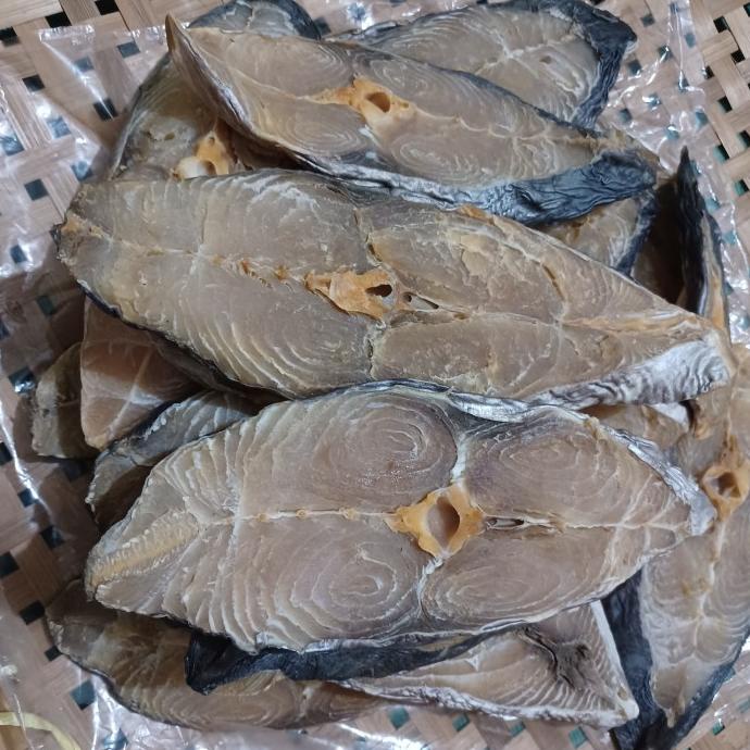 

[COD] Ikan Asin Tenggiri Kalimantan / Makau Phu Pack [COD]