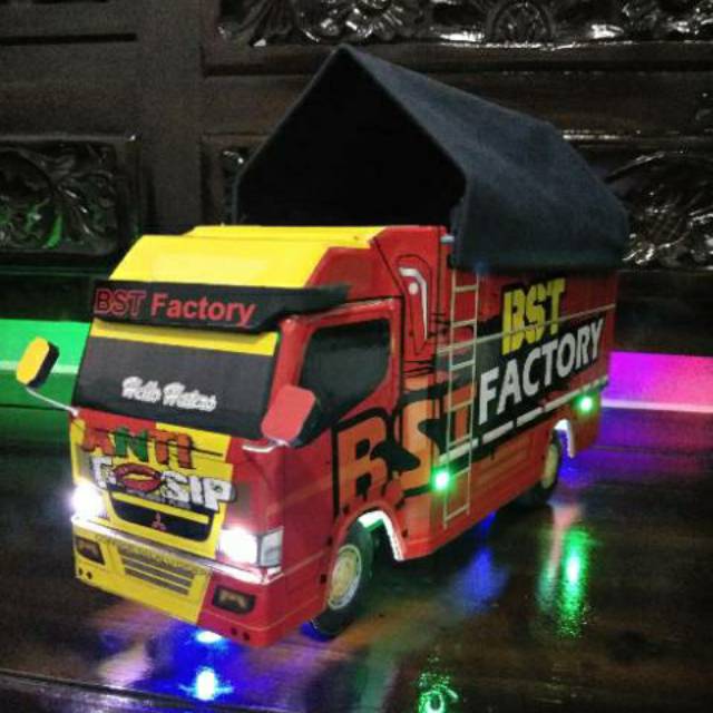  MINIATUR  TRUK  ANTI  GOSIP  Shopee Indonesia