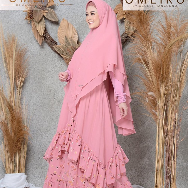 Kode 04 by AgoestHanggono omeiro