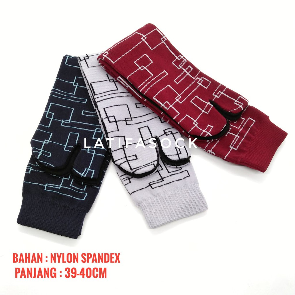 Kaos Kaki Jempol Muslimah Dewasa Motif Kotak Bahan Nilon Panjang Sebetis