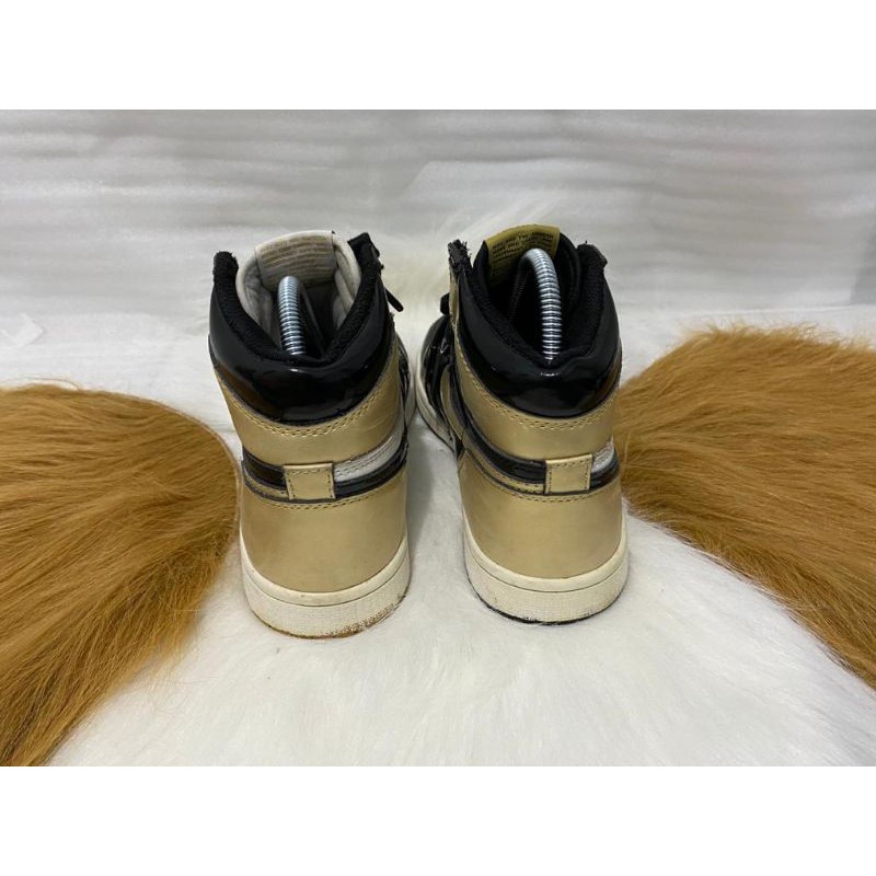 Nike Air Jordan 1 Retro High Og Top 3 Gold