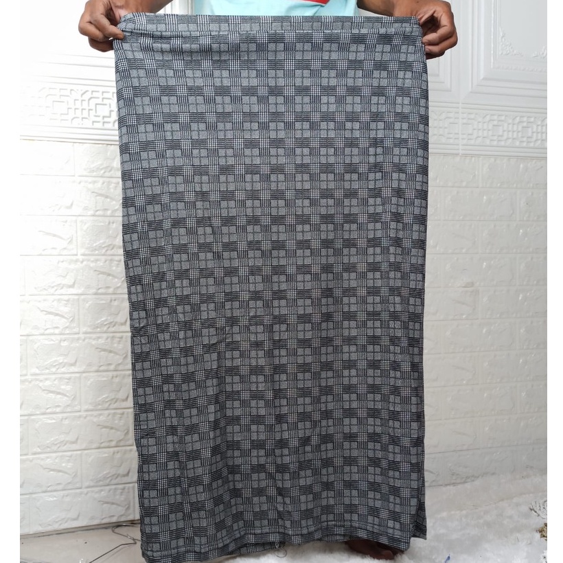 Jumbo Rok Motif Kotak / Span Tartan premium Super Jumbo-KOTAK ZARA ABU