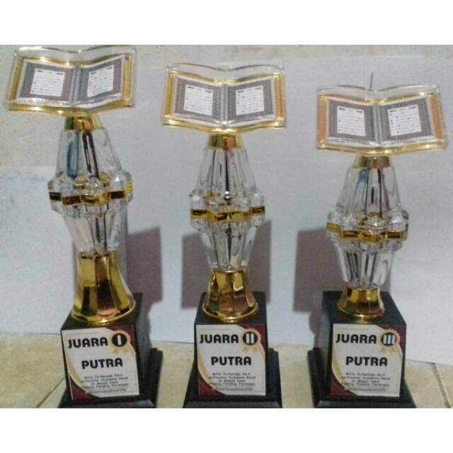 Trophy piala MP set manasik