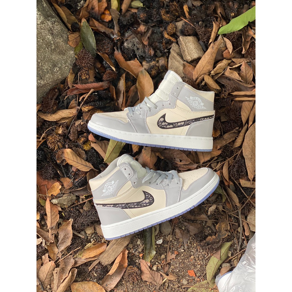 Sepatu sneakers fashion pria cowok keren import branded nike jordan high quality original terbaru