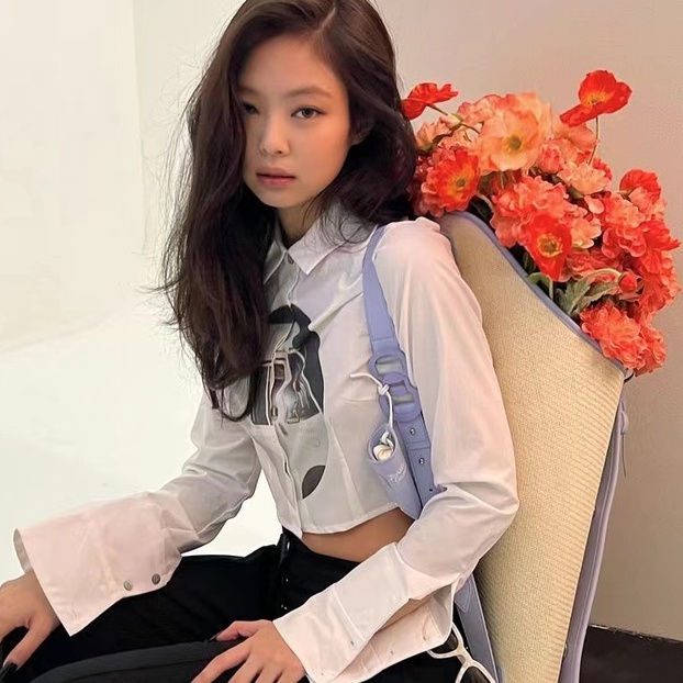 【AMY J】Jennie style Long-Sleeved Shirt Casual Cotton Crop midriff Top 7360