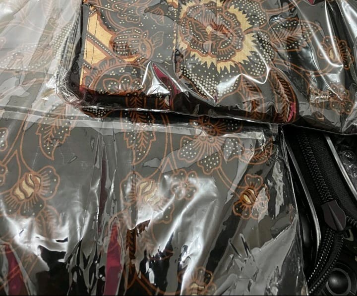 Kemeja Atasan Kebaya Rok Couple Batik Tunangan Lamaran Wisuda