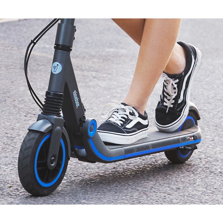 Ninebot Segway E8 Electric KickScooter eKick Scooter  - Skuter Anak