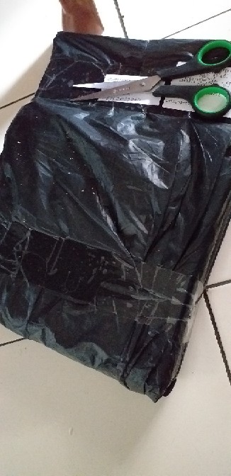 Sprei 160cm X 200cm X 20cm Polos Dari Rosewell