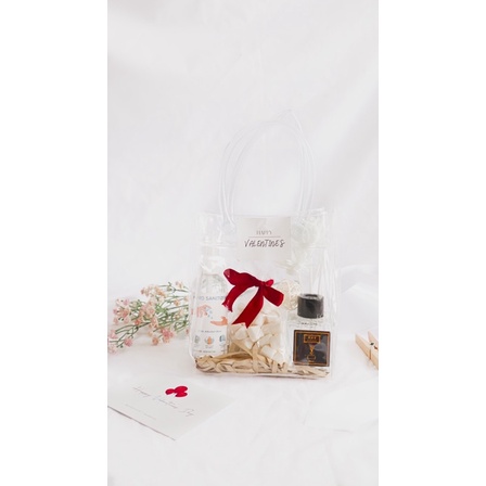 

Hampers Valentine / Kado Valentine / Valentine Gifts Box / Hadiah Valentine Lucu Unik Murah