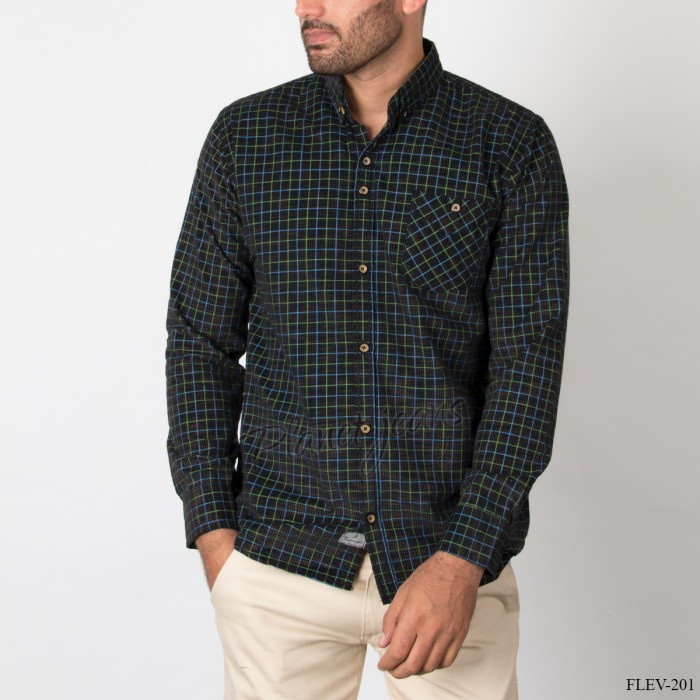 Kemeja pria corduroy slimfit motif kotak - Planet Jeans FLEV201