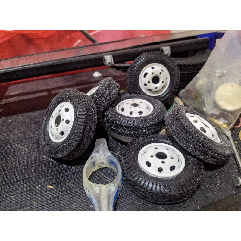 ban truck murah rc/miniatur skala 1/16