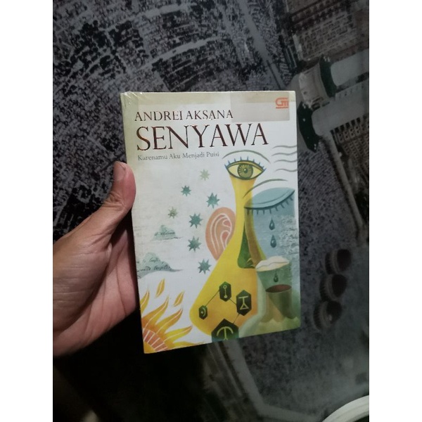 

Buku Senyawa Andrei aksana Karena mu aku menjadi puisi ORIGINAL