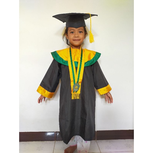Baju Toga Wisuda TK PAUD RA plus medali ready stock (satin)