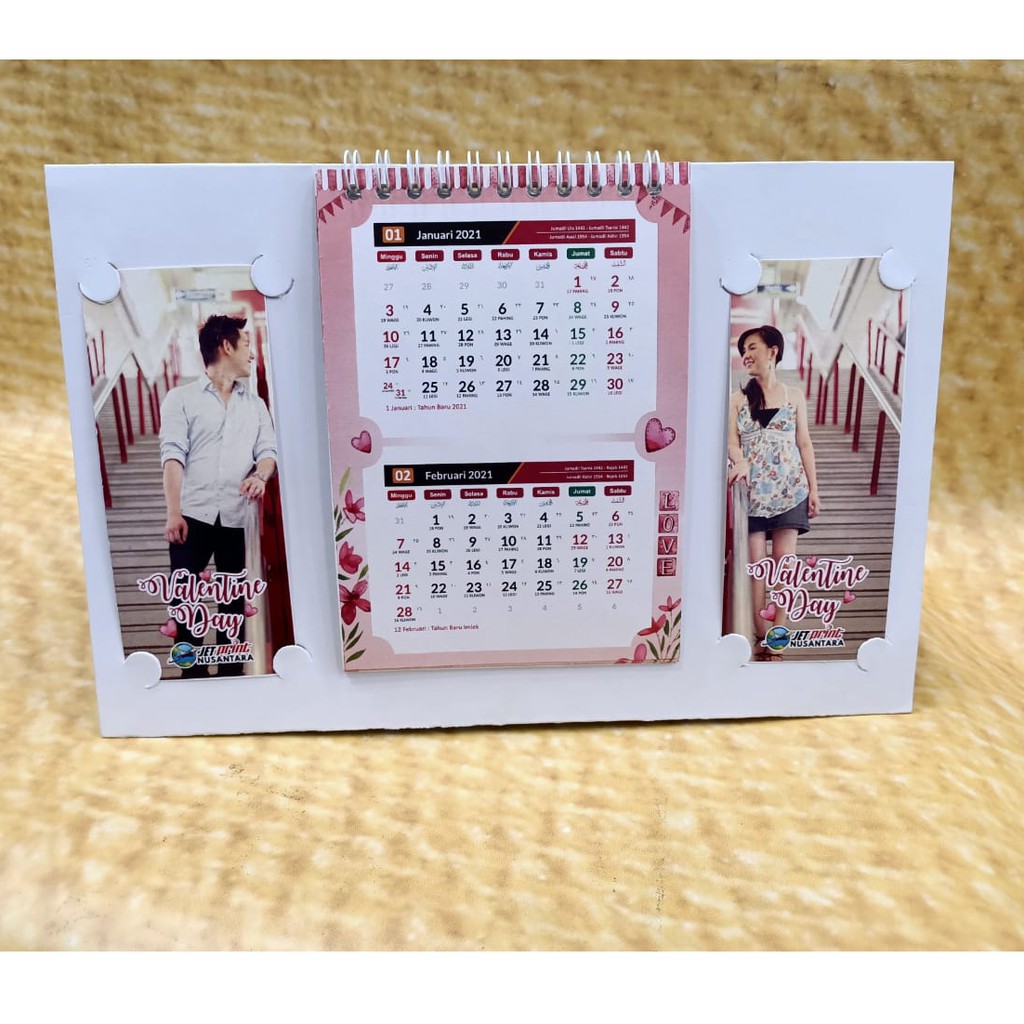 

KALENDER MEJA / KALENDER DUDUK MURAH FREE DESAIN LANGSUNG JADI - KADO VALENTINE