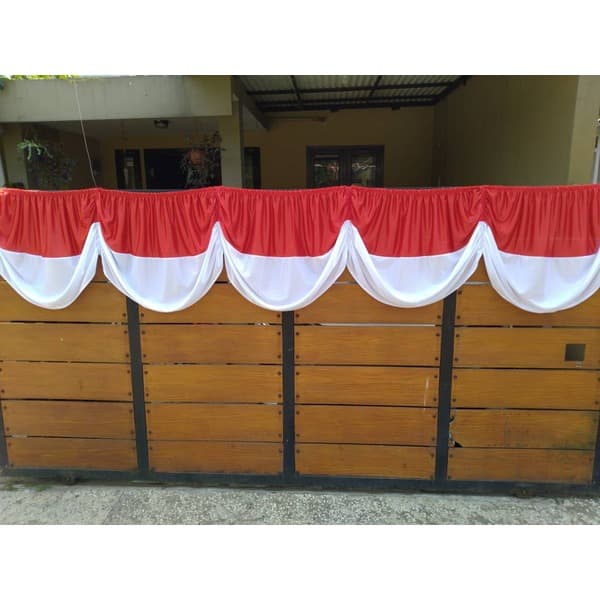 Bendera Rumbai Background karet merah putih