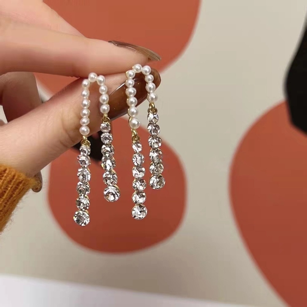 Anting Panjang Hias Mutiara Zirkon Gaya Retro Untuk Wanita