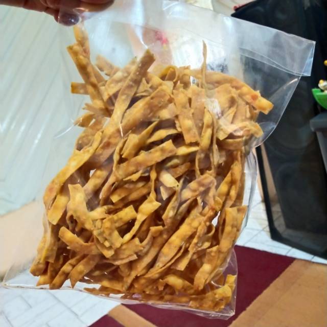 

KUE BAWANG / STICK BAWANG (4BUNGKUS)