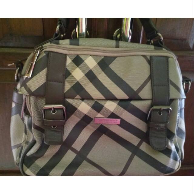 Tas Burbery  Burberry semi ori original 2 ruang