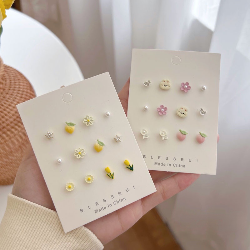 6 Pasang / Set Anting Stud Berlian Imitasi Bentuk Bunga Hati Kelinci Bahan Alloy Untuk Wanita