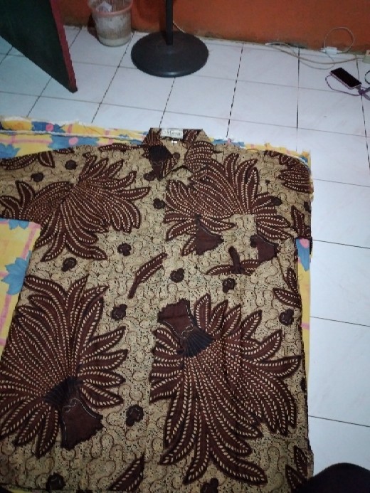 Batik Myrna - Kemeja Batik Lengan Pendek Baju Atasan Pria Motif Padi Fitri