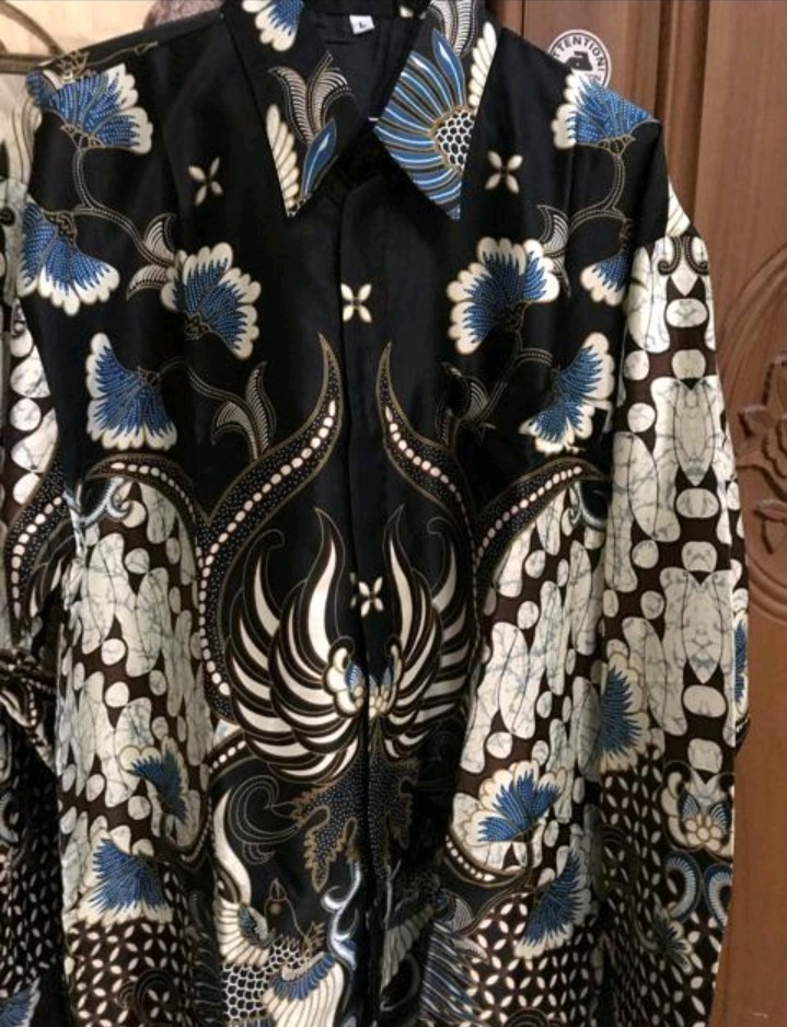 Kemeja Batik Semi Sutra Silky Berfuring Lengan Panjang Pekalongan Bahan Halus Size M L Xl Xxl  Jumbo
